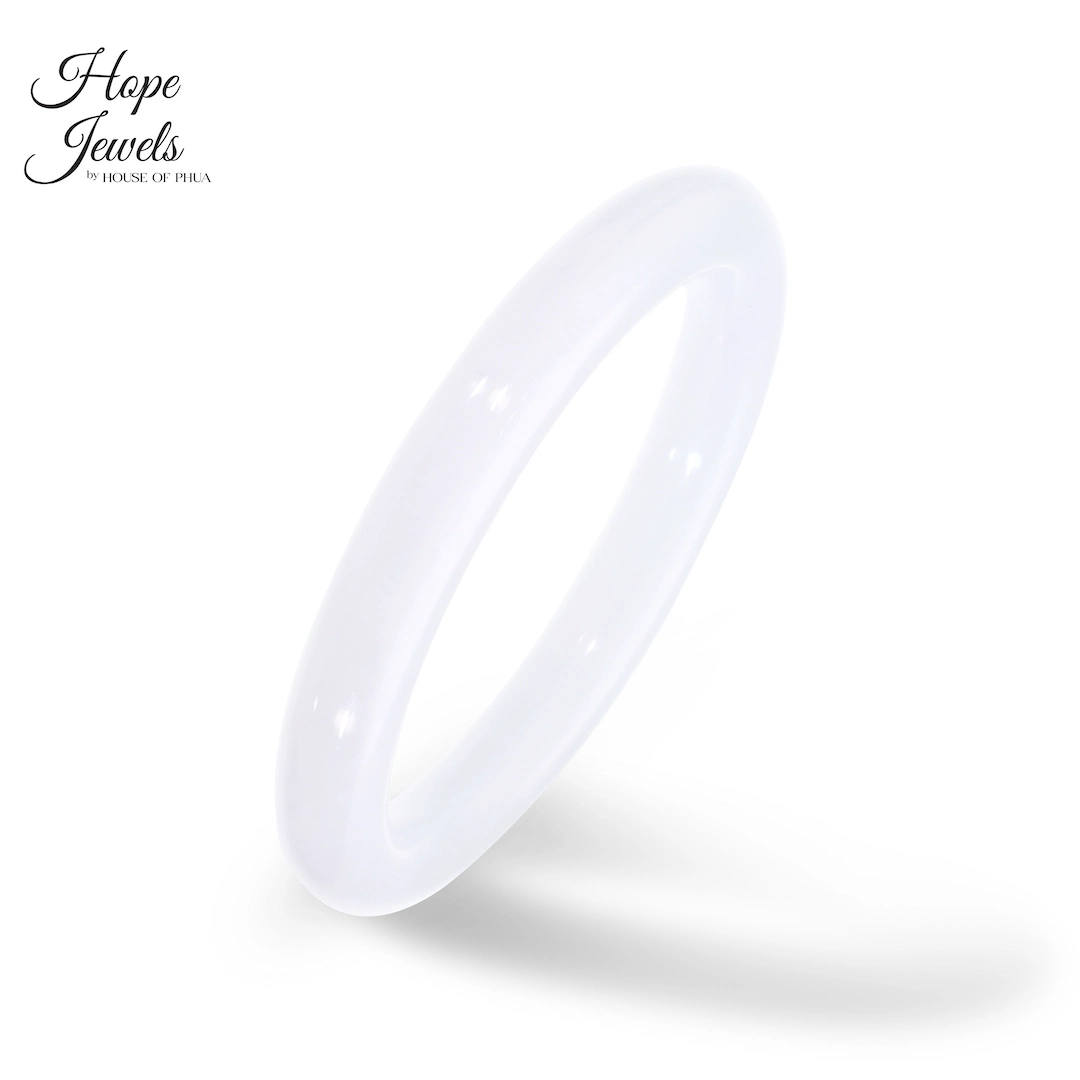 53.5mm Type A White Jadeite Round Bangle